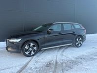 Volvo V60 Cross Country D4 AWD Momentum "Momsad"