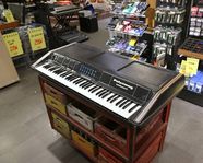 Begagnad Moog Polymoog 280a hos Musikbörsen i Göteborg