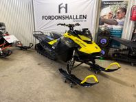 Ski-Doo Summit SP 850 298 Mil 840:-/mån Frakt -18