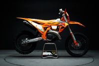 KTM 300 EXC Champion Edition - Lagerhoj för snabb leverans