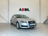 Audi A3 Sportback 2.0 TDI Attraction Automat /Pano /V-Hjul