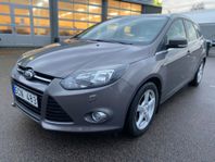 Ford Focus 1.0 EcoBoost Titanium Euro 5 / Drag / BT / AC