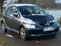 Toyota Aygo 1.0 VVT-i Euro 4, Svensksåld, AC, Årsskatt 360kr