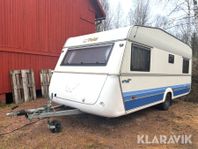 Husvagn Polar 560CTH med förtält