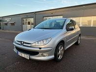 Peugeot 206 3-dörrar 1.6 XS Quiksilver |NYSERVAD|