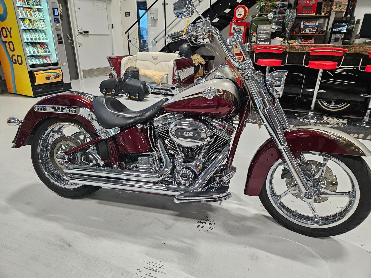 Harley-Davidson FLSTSE Scream...