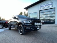 Dodge RAM 1500  ÖPPET 7-16  6100 mil 22” Dubbdäck RAM BOX