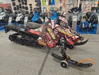 Polaris 850 Pro Rmk 163 BLACK WEEK