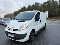 Nissan primastar 2.9t 2.0 DCI 114hk 15100 mil Drag Välvårdad