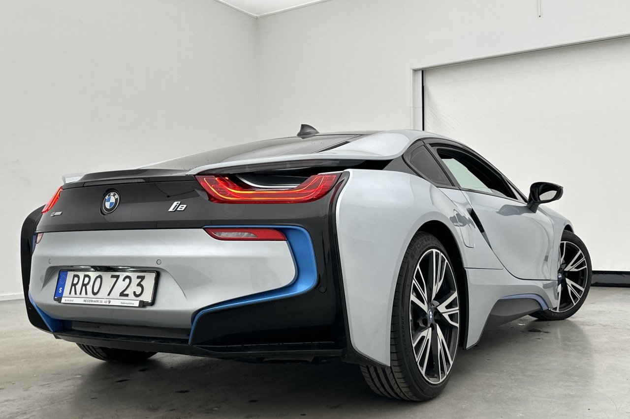 BMW i8 xDrive 362hk Navigatio...