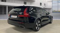 Volvo V60 Cross Country B4 AWD Geartronic Momentum, Garanti