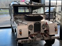 Land Rover Series Standard 107