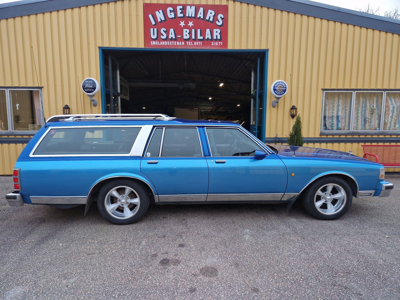 Chevrolet Caprice Classic Wag...