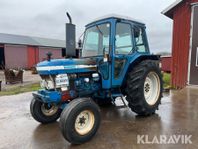 Traktor Ford 5610