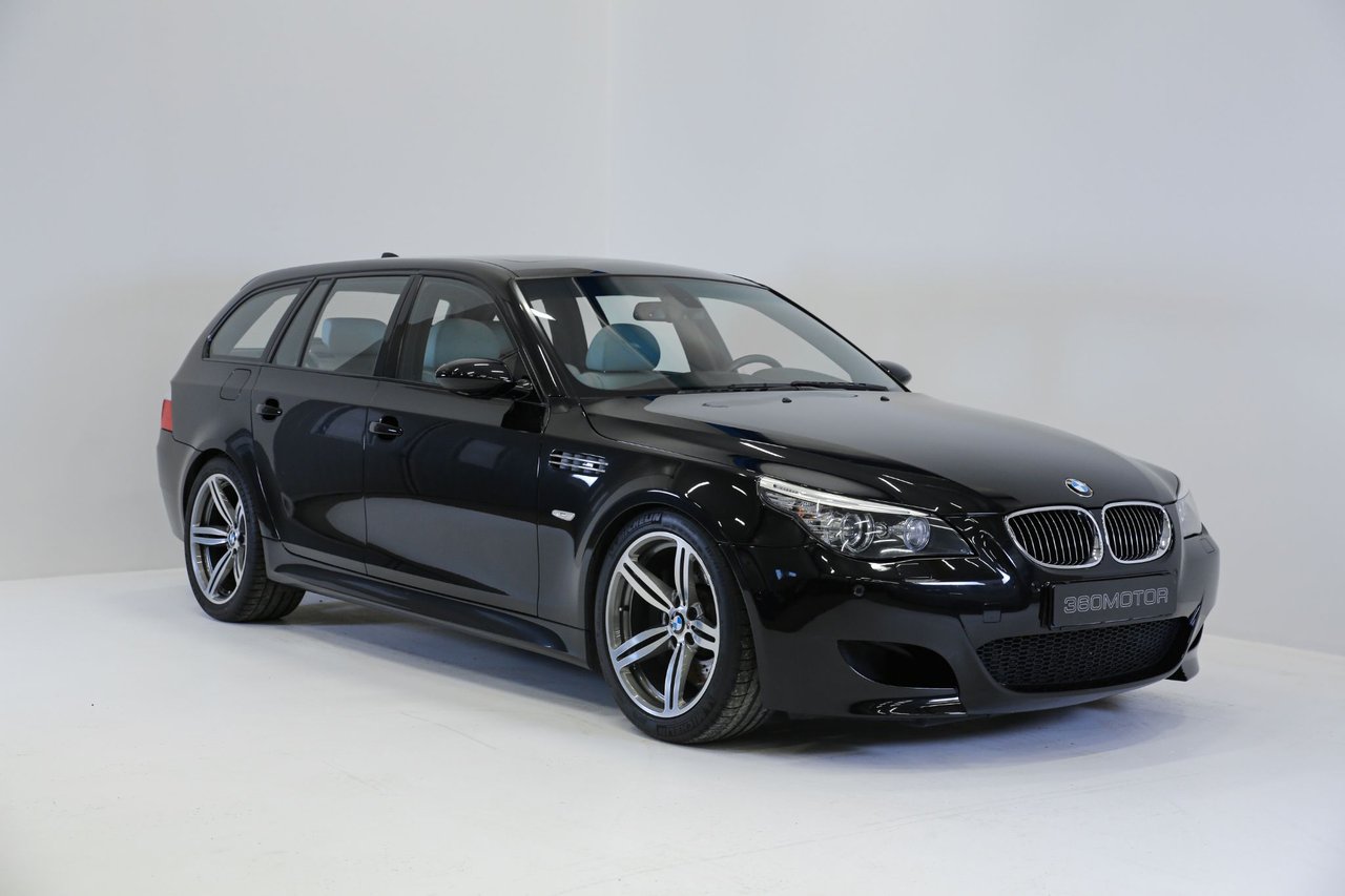 BMW M5 E61 Touring V10 507hk