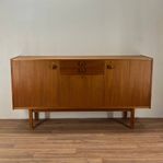 Teak Sideboard med Barskåp – Breox