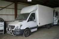 Mercedes Benz Sprinter med bakgavellyft