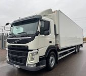 Volvo FM330 6x2 2-zons Korridorbil, Kylbil, 24pall/39bur