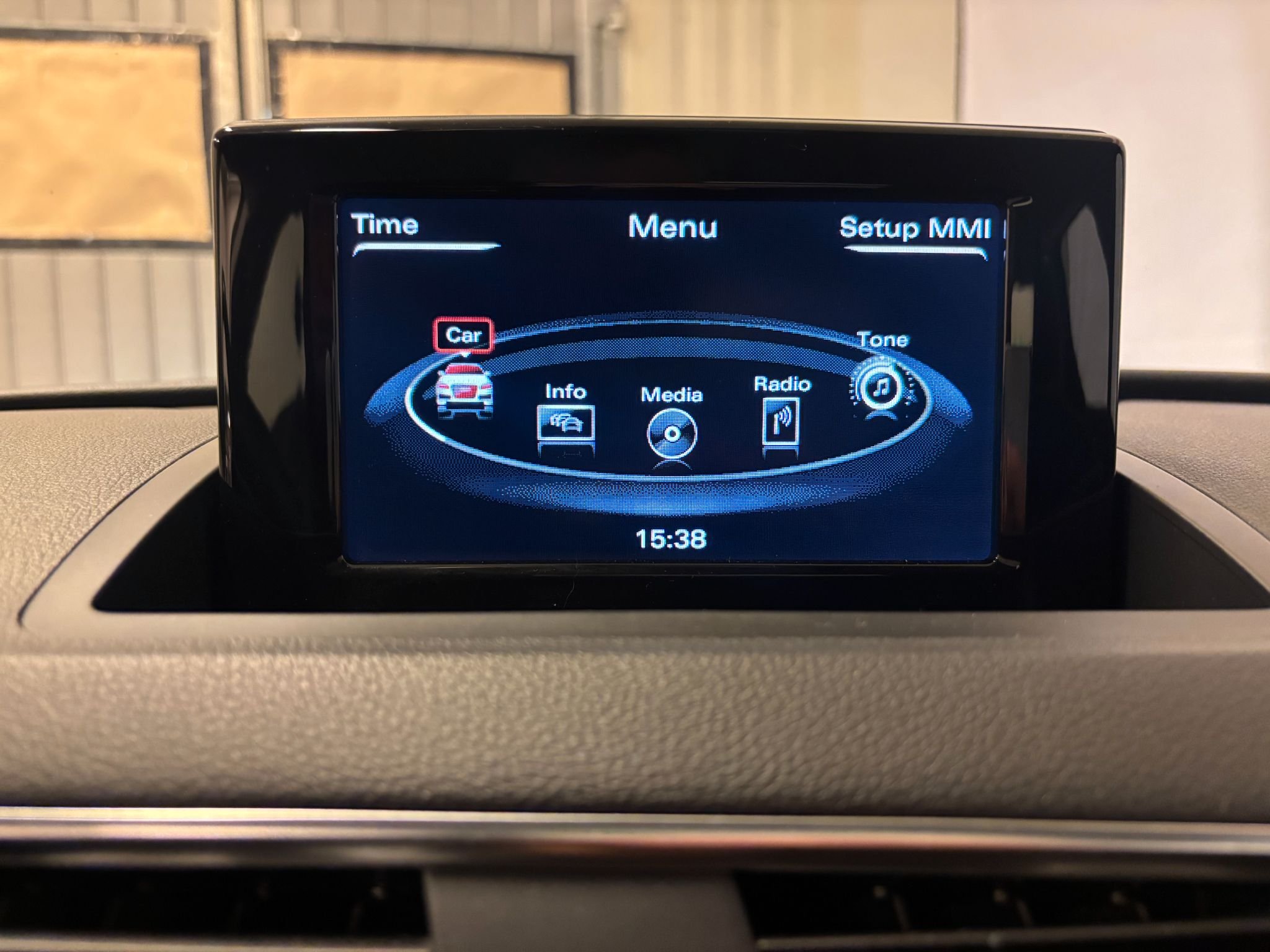 Audi Q3 2.0 TDI  Manuell, 140hk, 2012