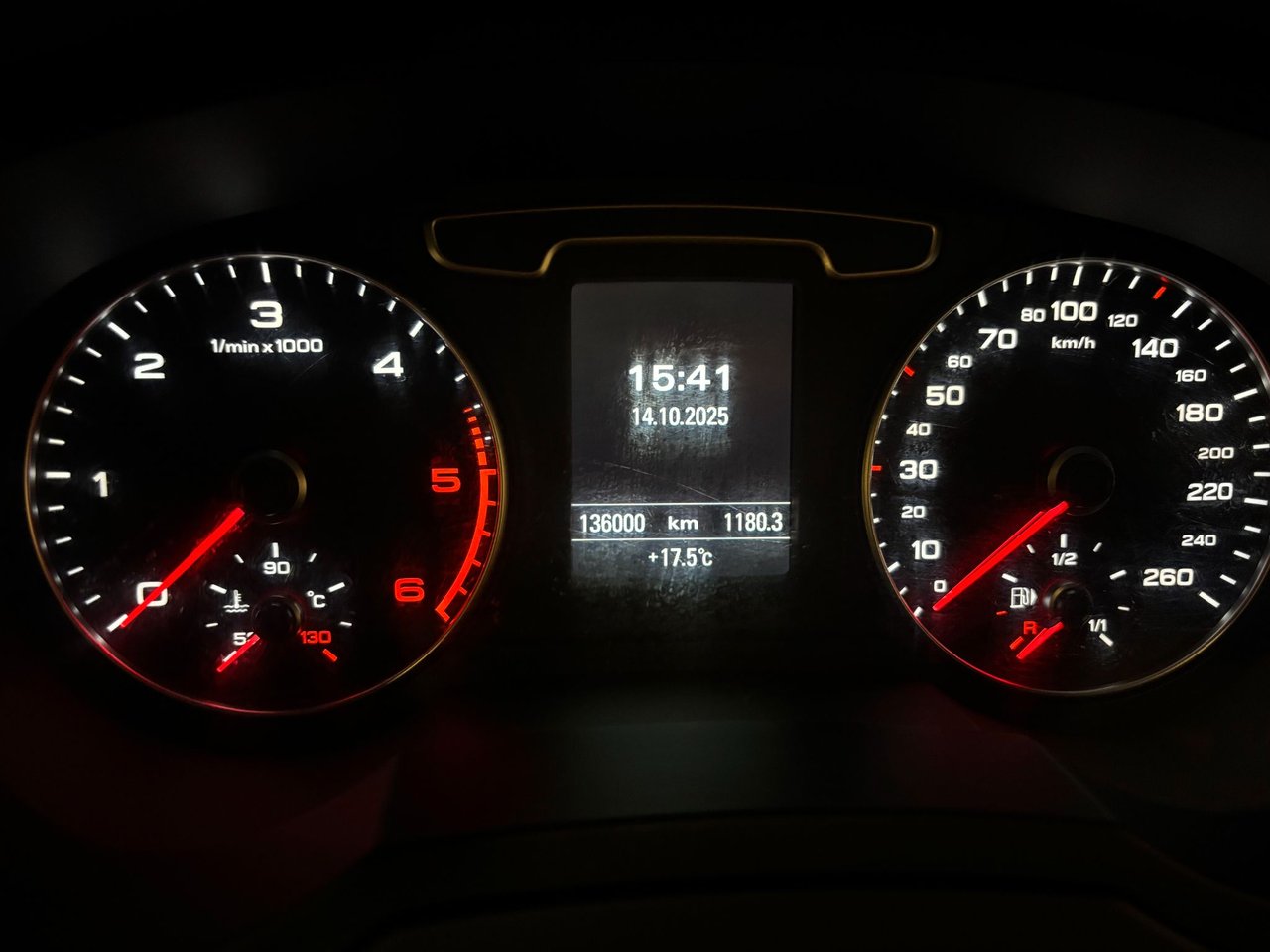 Audi Q3 2.0 TDI  Manuell, 140hk, 2012