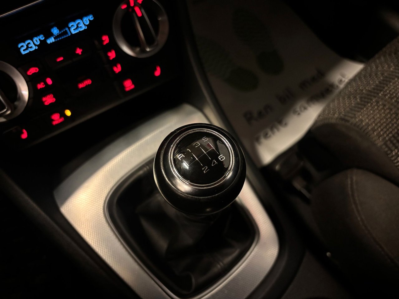 Audi Q3 2.0 TDI  Manuell, 140hk, 2012