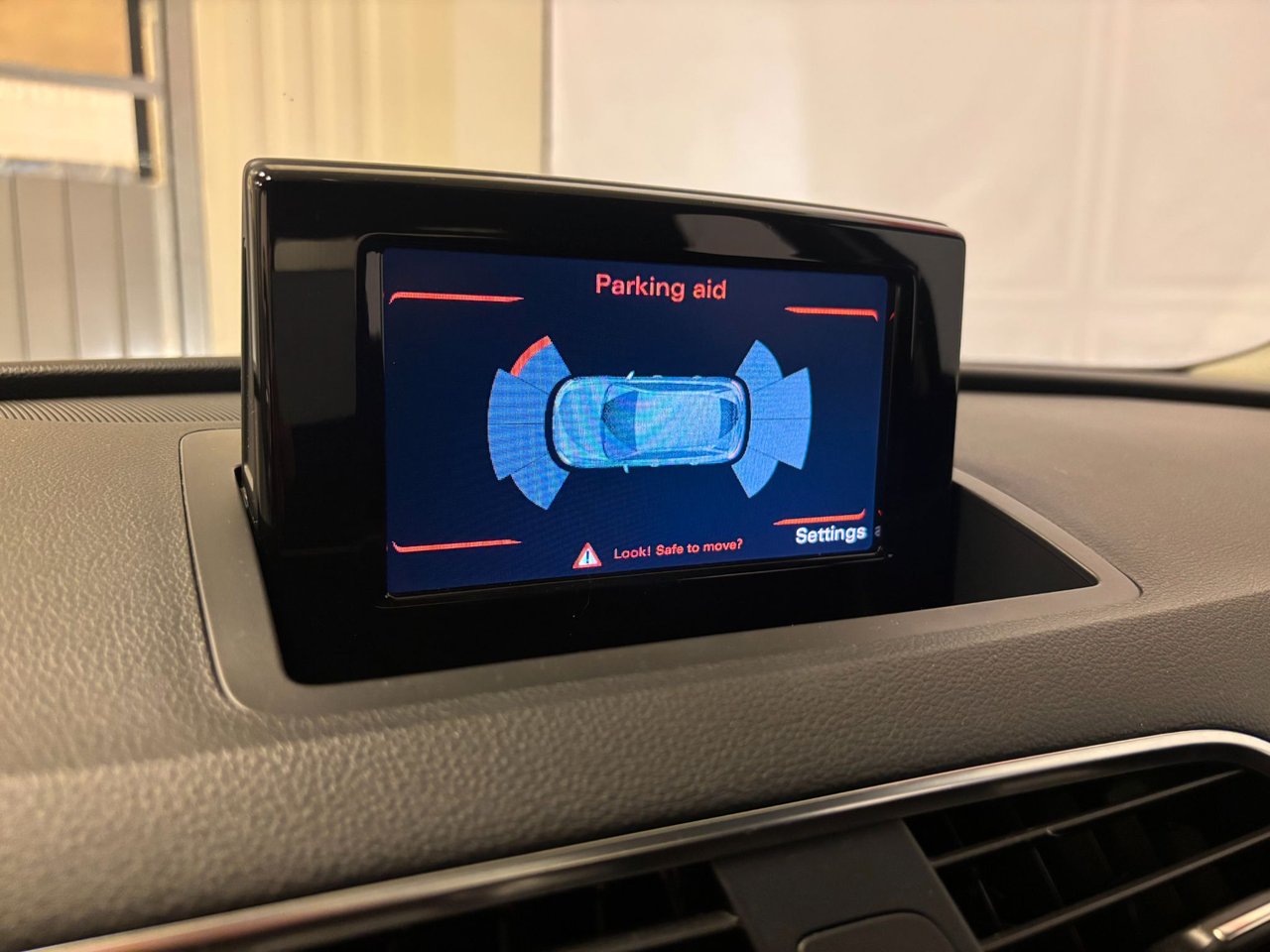 Audi Q3 2.0 TDI  Manuell, 140hk, 2012