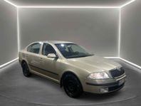 Skoda Octavia 1.6 FSI Automat 115hk/ 4-Ägare/ Motorvärmare