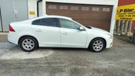 Volvo S60 D2 Momentum, R-Design Euro 5, ny besikt, ny servad