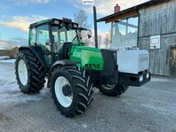 Midjestryd Valtra traktor X110 med twintrac