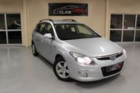 Hyundai i30 cw 1.6 CRDi Euro 4-Låga mil-Ny besiktigad