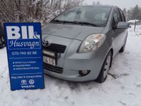 Toyota Yaris 5D 1.3 FULLSERV/MVG/ÅRSSK 1020:-/FINANS/INBYTE