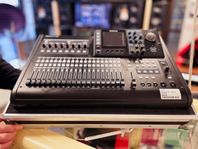 Beg. Tascam DP-32D inkl. hardcase