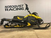 Ski-Doo Summit X 146" 800 *Fri frakt