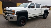 Chevrolet Silverado 2500 HD 6.6L V8 Duramax 452hk 4WD Z71 Cr