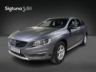 Volvo V60 Cross Country D4 AWD Momentum B-kamera P-värmare