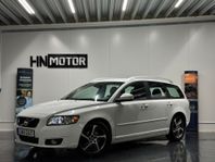 Volvo V50 D2 Momentum |DRAGKROK|VÄRMARE|SKINN|NyBess|NyServ|