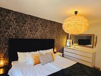 Cozy, trendy stay by Handen station and Rudan lake