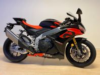 Aprilia RSV4 Factory Super Deal !