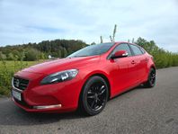 Volvo V40 D2 Besiktigad Dragkrok Kamrem bytt 2023