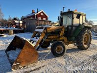 Traktor John Deere 3130 med frontlastare och