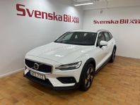 Volvo V60 Cross Country B4 AWD  Momentum Drag/Värmare/Nav