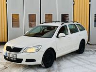 Skoda Octavia Kombi 1.6 TDI 4x4 105hk M-Värmare Dragkrok