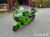 Kawasaki Ninja ZX-12R 1.2