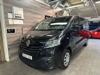 Renault trafic 2.7t 1.6 dCi | Lång | Navi | 8300mil | Drag