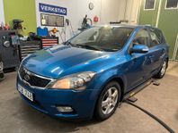 Kia CEED cee'd 1.6 CRDi ECO, Dragkok, Nyservad, Nybesiktigad