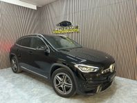 Mercedes-Benz GLA 250e AMG värmare/Panorama/Burmeister