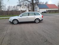 Audi A4 Avant 2.4 V6 Multitronic, automat