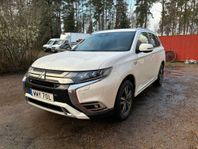 Mitsubishi Outlander PHEV CVT Business Euro 6 / Skinn / Drag