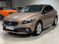 Volvo V40 Cross Country T4 AWD AUT SUM DRAG PANO CAM V-HJUL