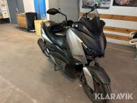 Yamaha X-max 300